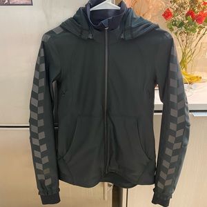 lululemon fleece lined athletic jacket